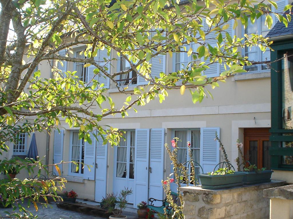 Chambres D'Hotes Sur La Courtine De Coucy Εξωτερικό φωτογραφία